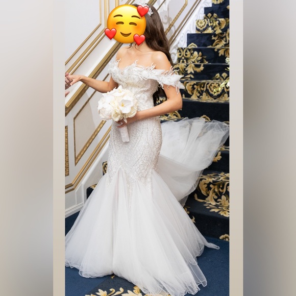 Dresses & Skirts - Wedding Gown